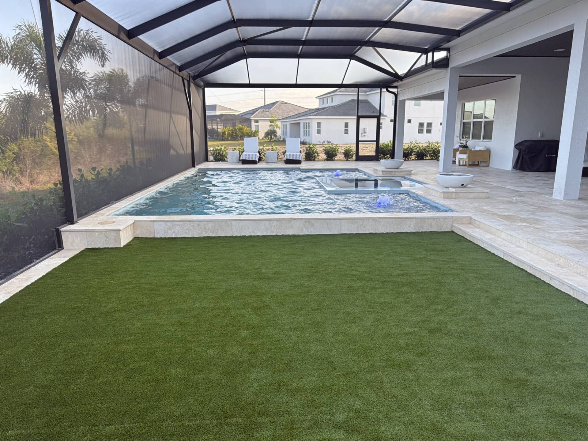 Pool Decking & Pavers